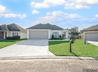 32443 N Moss, Denham Springs, LA 70706