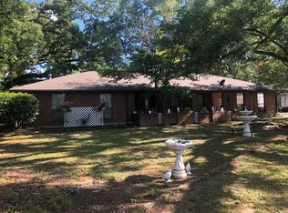 111 E Borden Ave, Liberty, MS 39645