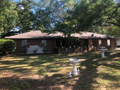 111 E Borden Ave, Liberty, MS, 39645