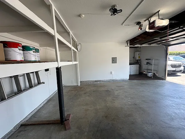 12098 Stonegate Ln — Photo 31