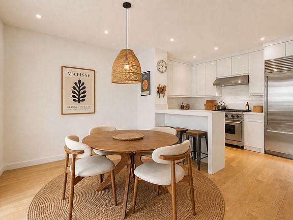 4th image of 29 Prince St APT 2