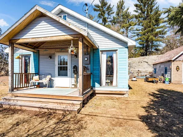 30 Dalles Ave, Carlton, MN 55718