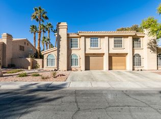 2810 Briar Knoll Dr, Henderson, NV 89074
