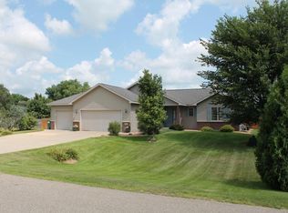 5157 Meadow Dr SE, Rochester, MN 55904