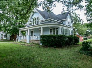 607 W Jackson St, Marshfield, MO 65706