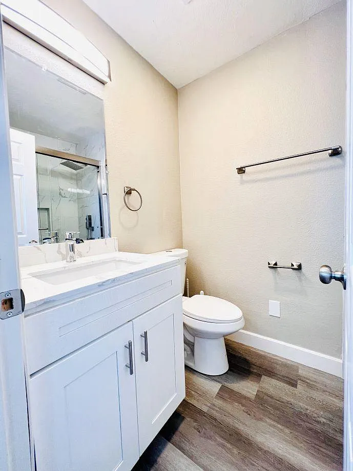 7 bed, 2138 sqft, $1,700 — Photo 4