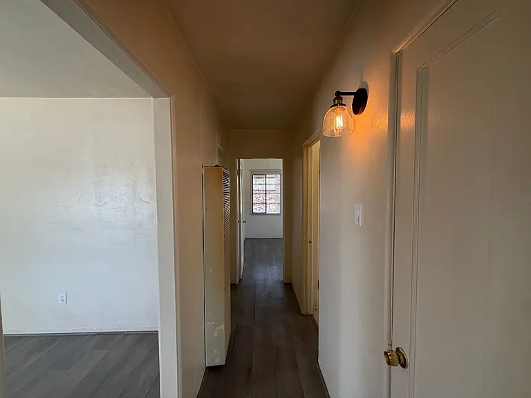 1801 Palomas Dr NE — Photo 10