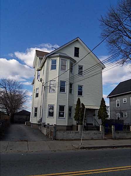 1st image of 452 Lonsdale Ave