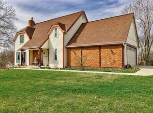 9618 N Charlotte St, Kansas City, MO 64155