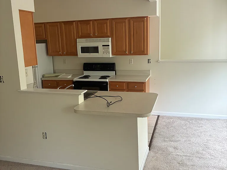 932 Oakwood Ave #932 — Photo 11
