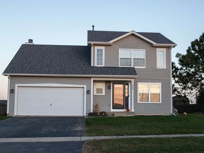 828 Spring Meadow Ln, Malta, IL, 60150
