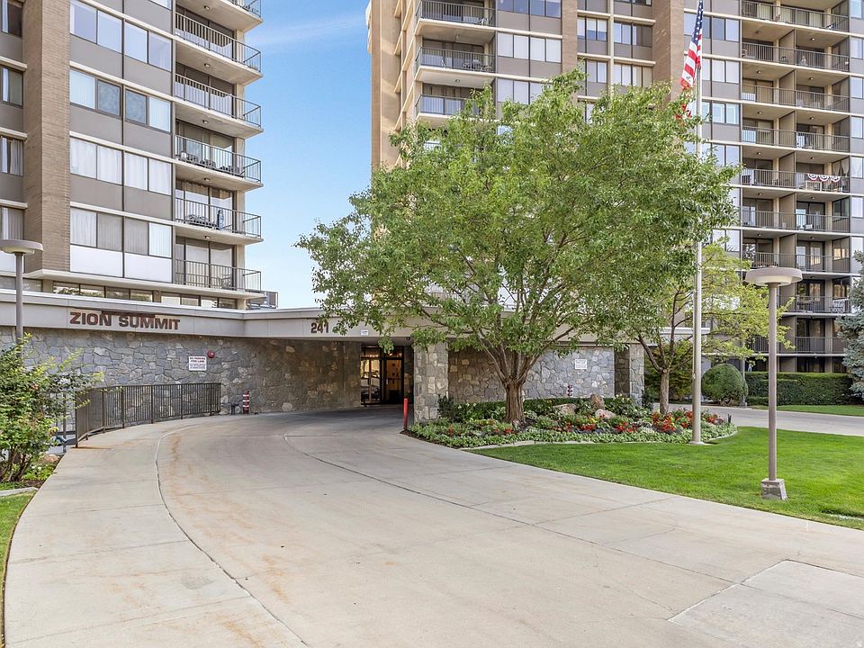 1st image of 241 N Vine St W #306
