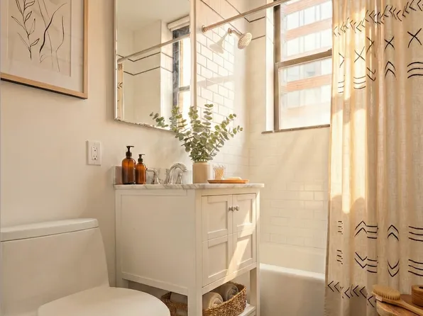 99 Battery Place image 11 of 13