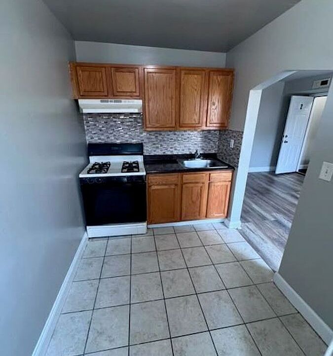 1st image of 5343 Nelson Ave APT 2