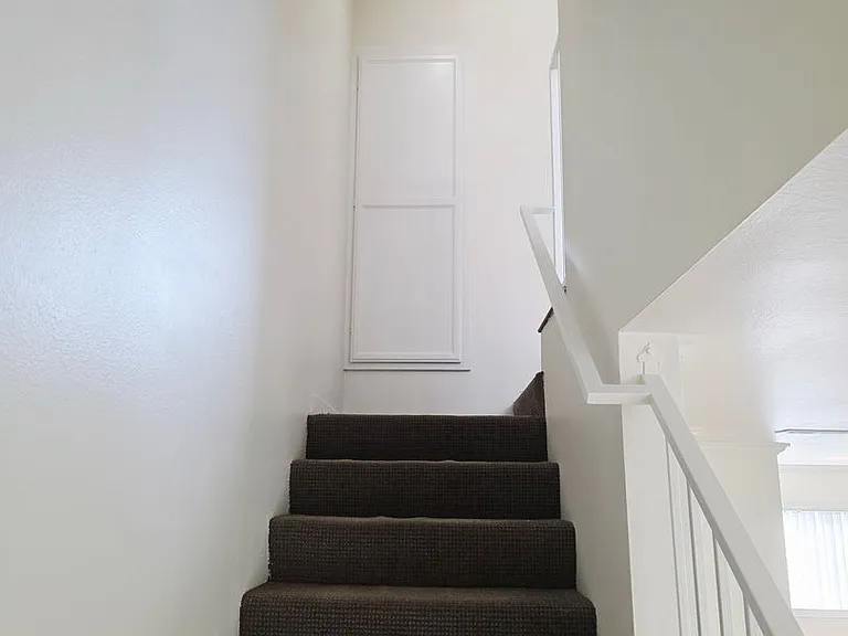 12835 Kling St. — Photo 8