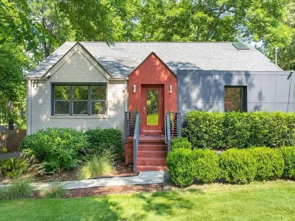 1944 Delphine Dr, Decatur, GA 30032