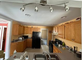 573 Smithfield Rd, Oakland, ME 04963