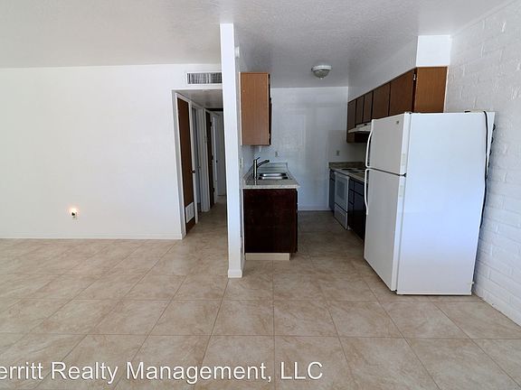 4th image of 61 E Mills Dr APT B