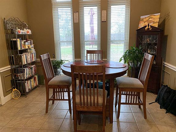 5th image of 3315 Abby Ln