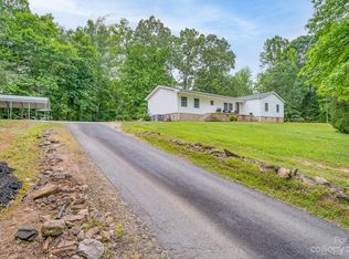 2124 Kingsburry Rd, York, SC 29745