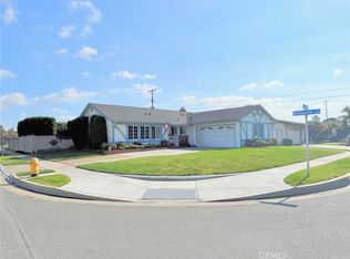 15392 Capri Cir, Huntington Beach, CA 92647