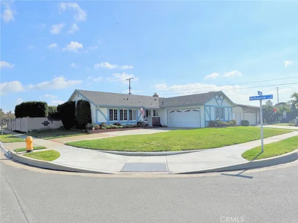 15392 Capri Cir, Huntington Beach, CA 92647