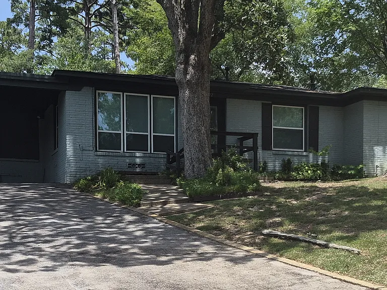 2512 Sheryl Ln — Photo 1