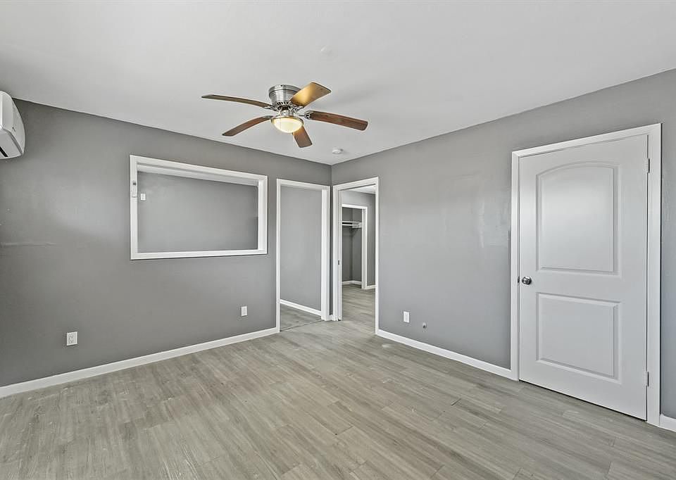 1st image of 1902 11th St #C