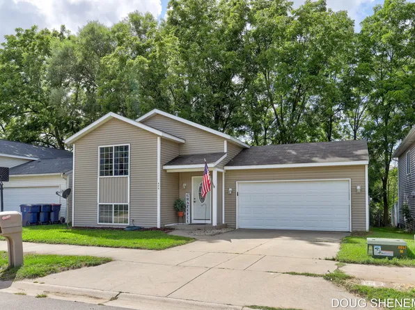 970 Sagewood Ct, Holland, MI 49423