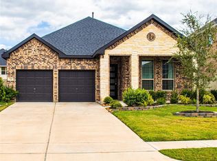 318 Summer Landing Ct, Rosenberg, TX 77469