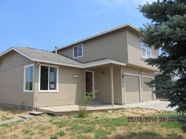 2240 SW Judy Ln, Grants Pass, OR 97526