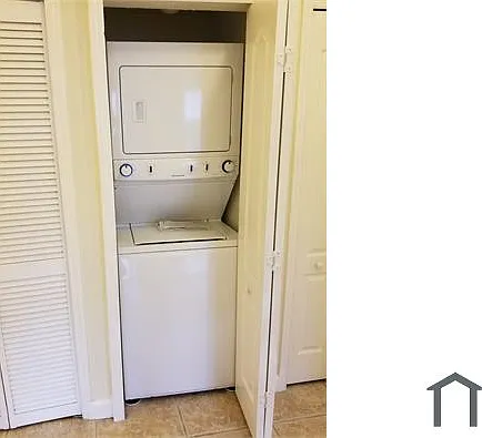 2903 SE 17th Ave #109 — Photo 9