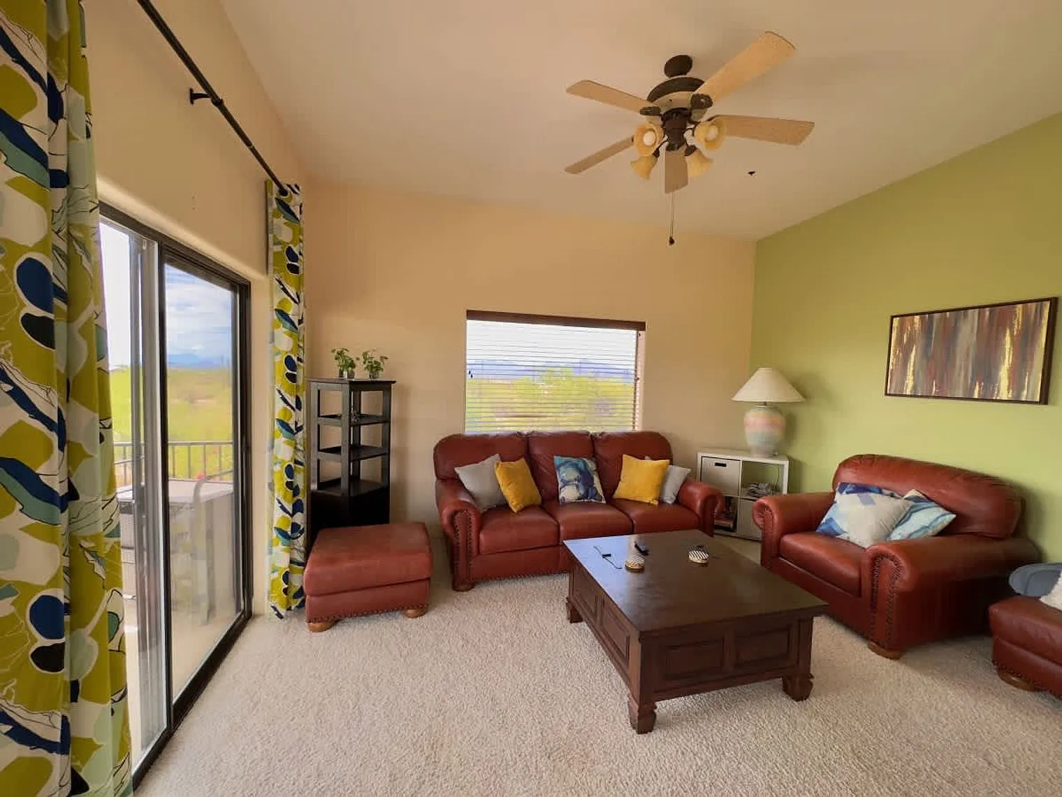5 bed, 5.0 bath, 3121 sqft, $16,926 — Photo 4