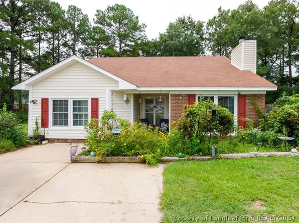 1621 Veanna Dr, Fayetteville, NC 28301