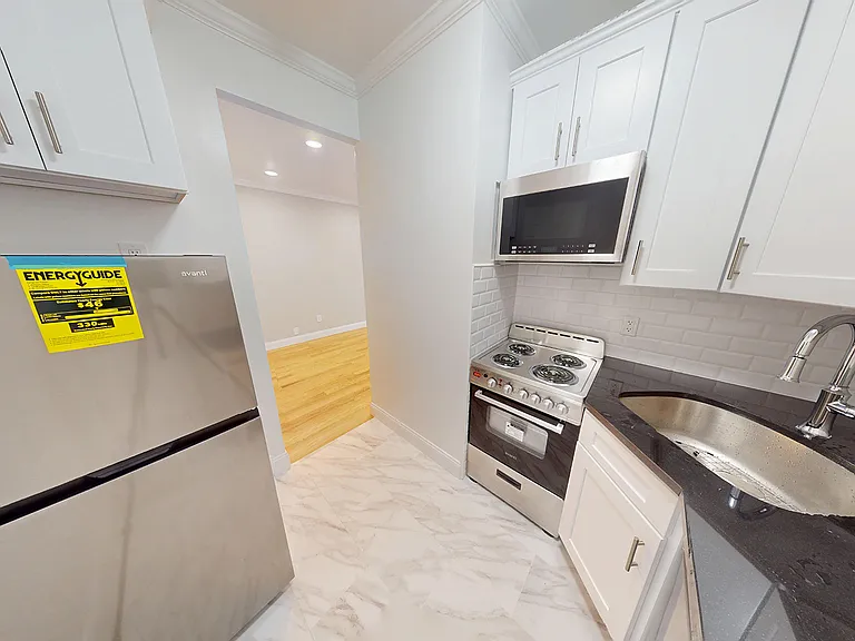 301 E 85th St #15A — Photo 1