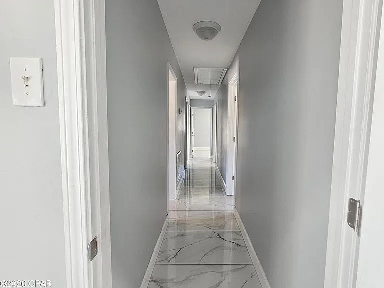 4402 Cindy Ln — Photo 17