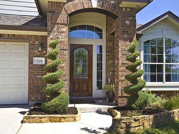 2nd image of 3706 Gentle Winds Ln