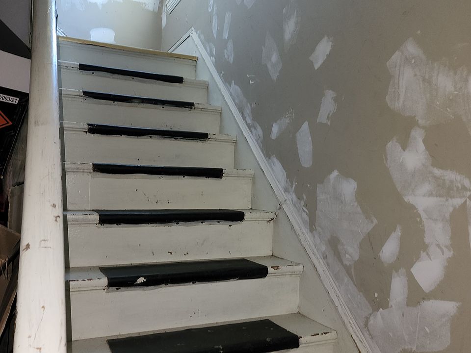 1409 stairs_08042022