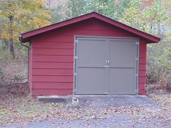 5th image of 18 Morris Dr
