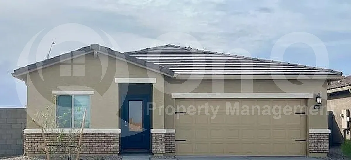 3 bed, 2.0 bath, 1115 sqft, $1,900 — Photo 1