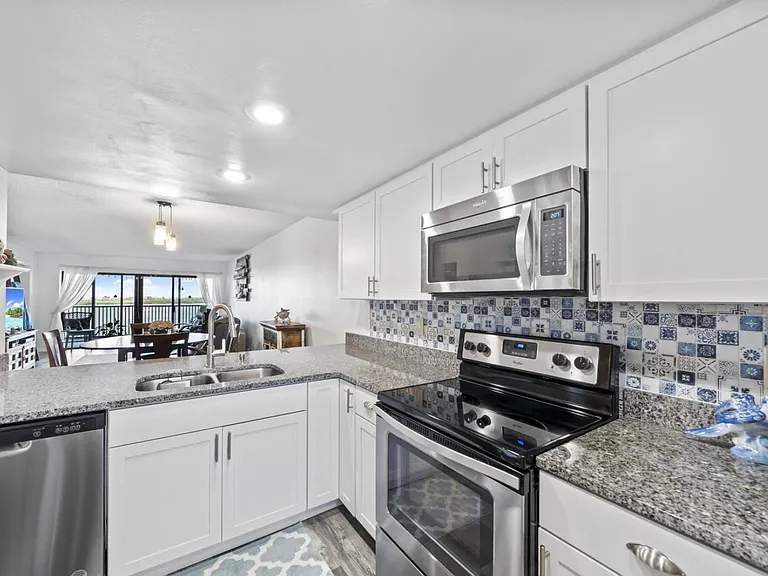200 S Sykes Creek Pkwy #A702 — Photo 4