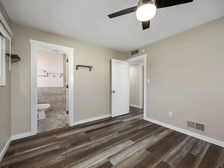 37880 Wendy Lee St — Photo 11
