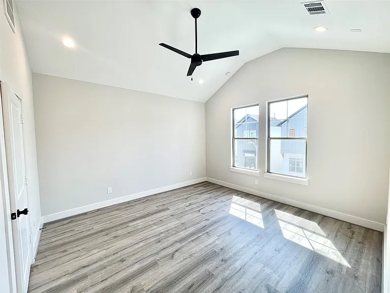 3716 Creekmont Gardens Ln — Photo 32