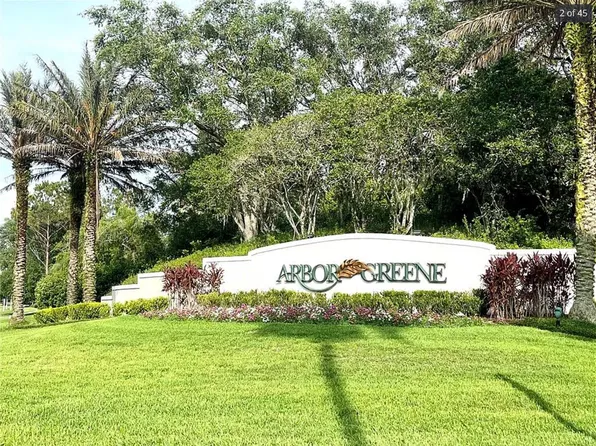 10109 Arbor Run Dr, Tampa, FL 33647