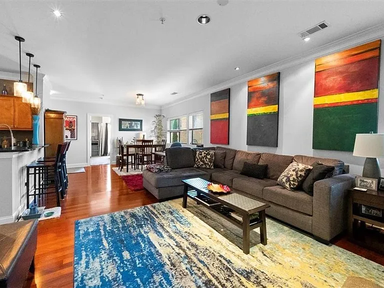 2230 Cheshire Bridge Rd NE #504 — Photo 18