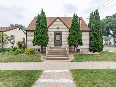 722 N 17th St, Bismarck, ND, 58501