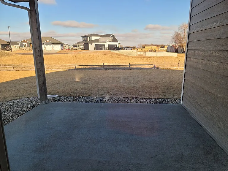 114 Devitt Dr — Photo 17
