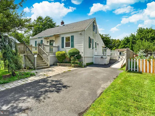 5 Devon Rd, Wilmington, DE 19809