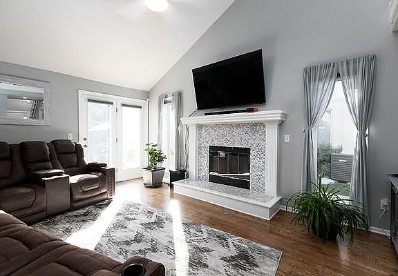 5th image of 8209 NW Bradford Ct