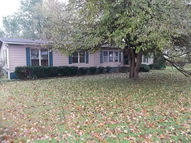 76 Goodale Dr photo 1